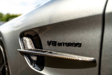 Mercedes-Benz AMG GT R PREMIUM. CARBON EXTERIOR PACKS 1 & 2. CARBON ENGINE BAY. CERAMIC BRAKES 28