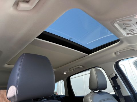 Ford Kuga TITANIUM X EDITION TDCI 4