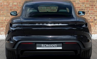 Porsche Taycan Turbo 5