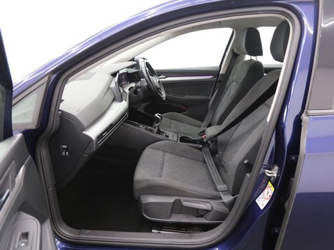 Volkswagen Golf 1.5 TSI Life Euro 6 (s/s) 5dr 22