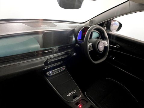 Fiat 600 1.2 MHEV SUV 5dr Petrol Hybrid e-DCT Euro 6 (s/s) (100 ps) Air Con - Alloys 14