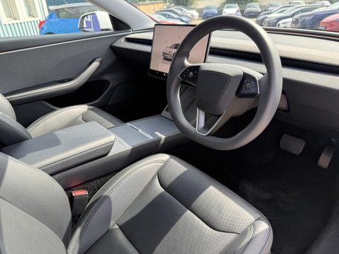 Tesla Model 3 Saloon 4dr Electric Auto RWD (208 ps) 3