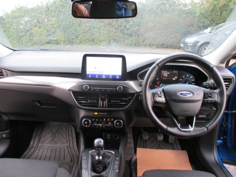Ford Focus 1.0T EcoBoost Titanium Euro 6 (s/s) 5dr 15