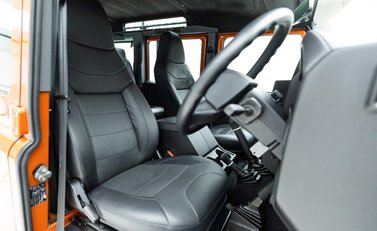 Land Rover Defender 110 Adventure Edition 6