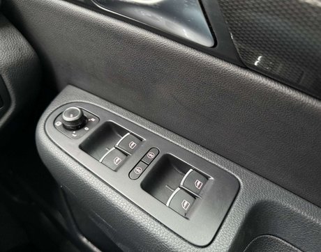 SEAT Alhambra 2.0 Alhambra Xcellence TDI Semi-Auto 5dr 33