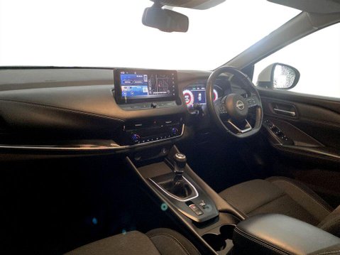 Nissan Qashqai 1.3 DIG-T MHEV N-Connecta SUV 5dr Petrol Hybrid Manual Euro 6 (s/s) (140 ps 14