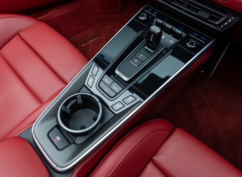 Porsche 911 Turbo S CABRIOLET (992) 28