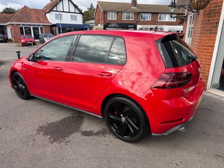 Volkswagen Golf GTI TSI 2