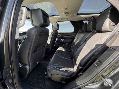 Land Rover Discovery SDV6 HSE LUXURY 29
