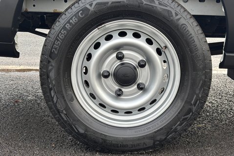 Ford Transit 350 Rwd L2 H2 130 ps Panel Van - Air Con / Rear Sensors 33