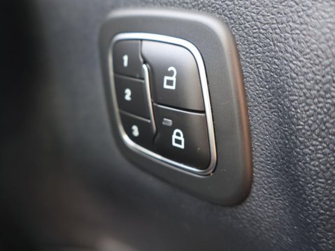 Ford Kuga 2.5h Duratec Vignale CVT Euro 6 (s/s) 5dr 16