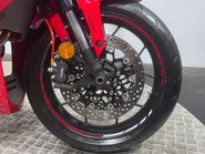 Honda CBR 2024 74 PLATE E-CLUTCH ONLY 240 MILES MOT AUTO 650CC SPORTS BIKE 33