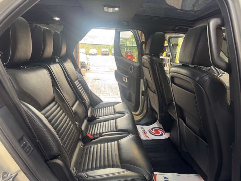 Land Rover Discovery 3.0 Discovery HSE TD6 Auto 4WD 5dr 104