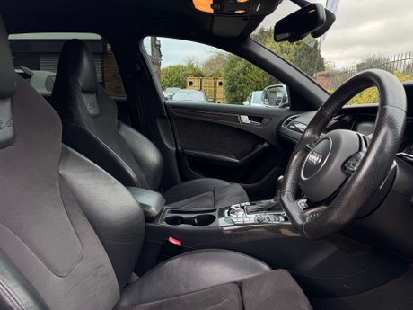 Audi RS4 4.2 RS 4 FSI Quattro Auto 4WD 5dr 49