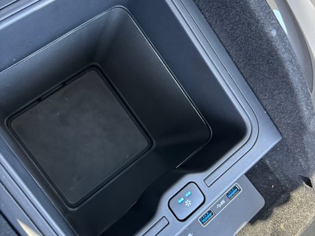 Land Rover Range Rover 3.0 D300 MHEV Westminster SUV 5dr Diesel Auto 4WD Euro 6 (s/s) (300 ps) 27