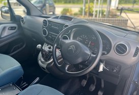 Citroen Berlingo Multispace 1.6 BlueHDi Feel Multispace MPV Wheel Chair Ramp 15