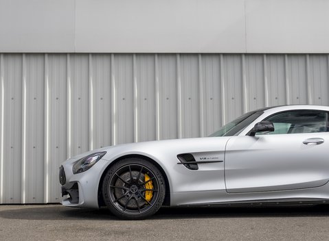 Mercedes-Benz AMG GT R GT R Premium 35