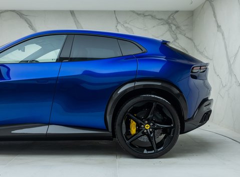 Ferrari Purosangue 38