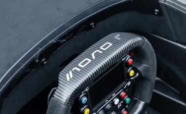 Bac Mono R 17