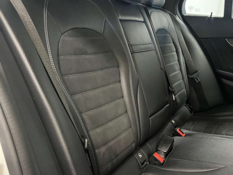 Mercedes-Benz C Class 1.5 C 200 AMG Line Auto 4dr 34