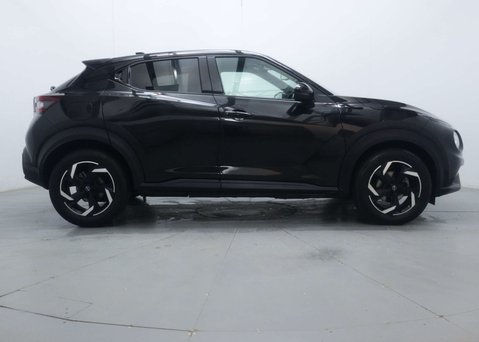 Nissan Juke 1.0 Juke N-Connecta DiG-T Semi-Auto 5dr 12