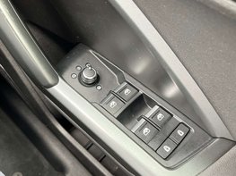 Audi Q3 1.5 Q3 S Line 35 TFSI Semi-Auto 5dr 67