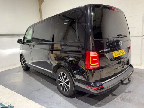 Volkswagen Caravelle 2.0 Caravelle Executive TDI BlueMotion Technology Semi-Auto 5dr 17