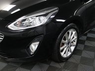 Ford Fiesta TITANIUM X 31