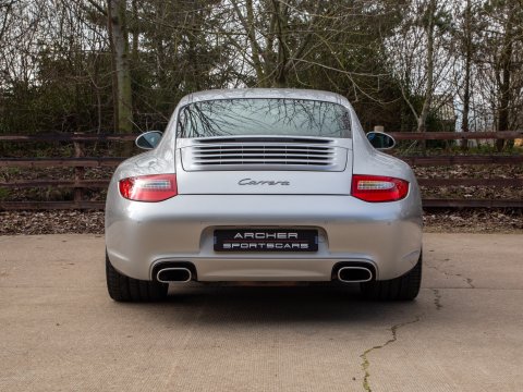Porsche 911 CARRERA 2 5