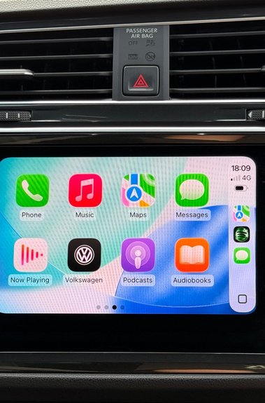 Volkswagen Tiguan R-LINE TECH TSI EVO DSG -CAMERA -FULL VW SERVICE HISTORY  