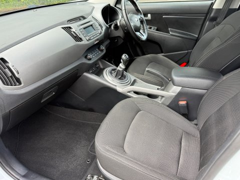 Kia Sportage 1 ONLY 19,017 MILES **SORRY NOW SOLD** 32