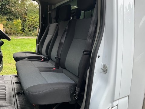Renault Master ENERGY 35 Business Luton 2dr Diesel Manual FWD LWB Euro 6 (s/s) Tail Lift 14