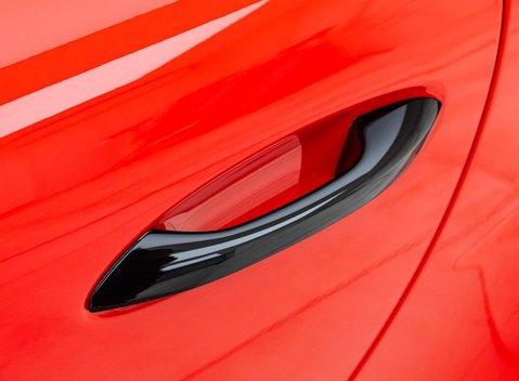 Porsche 911 GT2 RS (991) 39