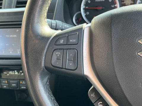 Suzuki Swift 1.2 SZ4 [Nav] 5dr Auto 22