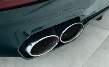 BMW Alpina B5 Touring 48