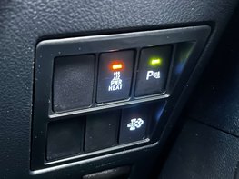 Toyota Hilux 2.8 HI-Luxury Invincible X D-4D 4WD Double Cab Auto 4WD 5dr 54