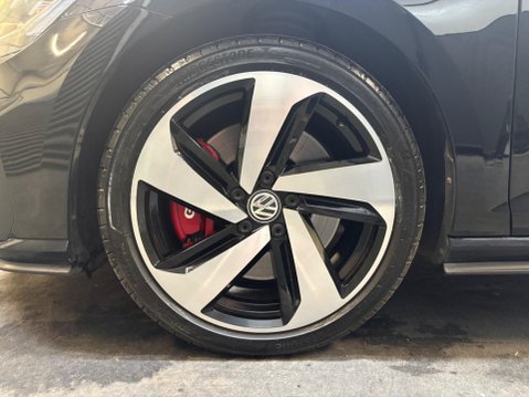 Volkswagen Golf 2.0 TSI GTI Performance DSG Euro 6 (s/s) 5dr 53