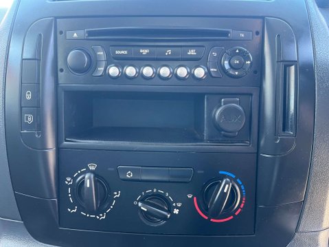 Peugeot Expert 2.0 Expert 1200 L2H1 HDi 23
