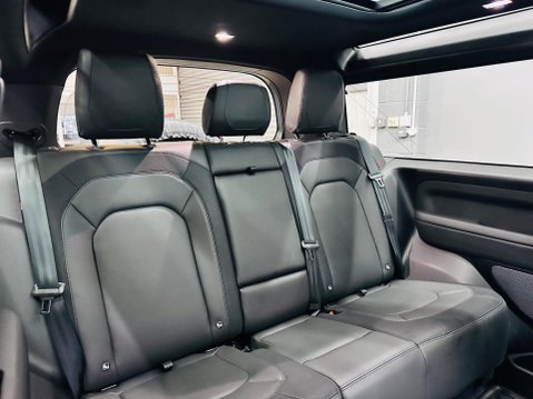 Land Rover Defender 3.0 D250 MHEV X-Dynamic HSE Auto 4WD Euro 6 (s/s) 3dr 23