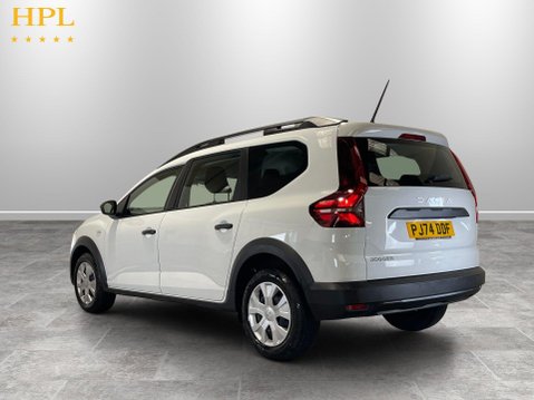 Dacia Jogger 1.0 TCe Essential MPV 5dr Petrol Manual Euro 6 (s/s) (110 ps) 5