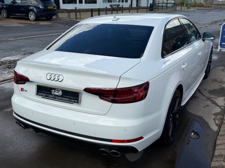 Audi A4 TFSI S4 QUATTRO 11