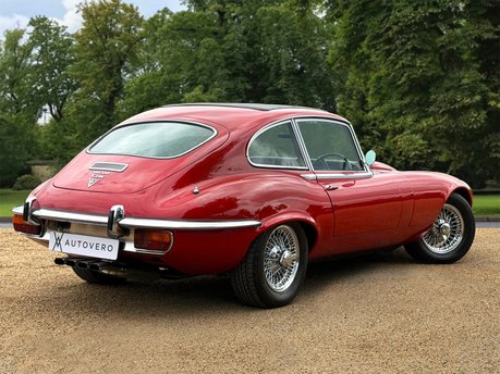 Jaguar E-Type 2+2 5