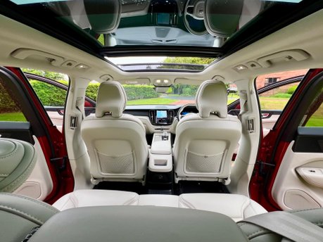 Volvo XC60 RECHARGE T8 INSCRIPTION PRO AWD 6