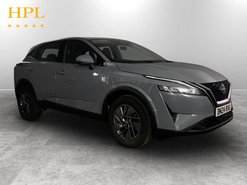 Nissan Qashqai 1.3 DIG-T MHEV Acenta Premium SUV 5dr Petrol Hybrid XTRON Euro 6 (s/s) (158