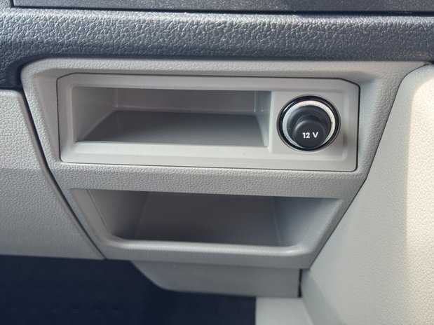 Volkswagen Transporter SWB L1H1 Low Roof Highline 4Motion T32 Air Con Alloys EURO 6 NO VAT 40