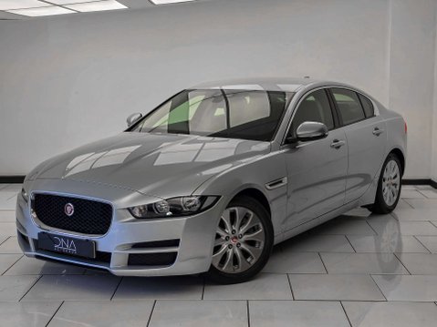 Jaguar XE 2.0 XE SE D 4dr 7