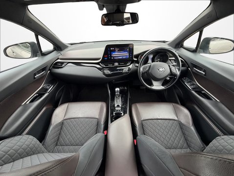 Toyota C-HR 1.8 Hybrid Excel 5dr CVT [Leather] 17