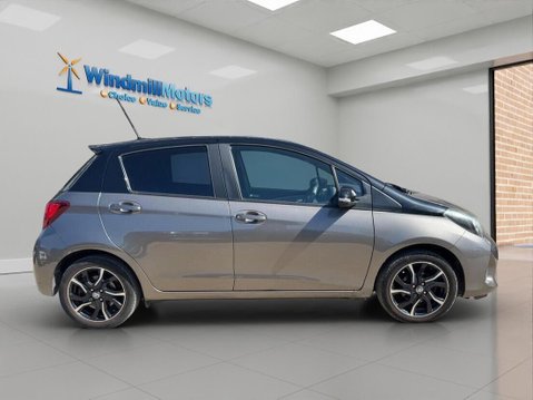 Toyota Yaris 1.33 Dual VVT-i Design Euro 6 5dr 3