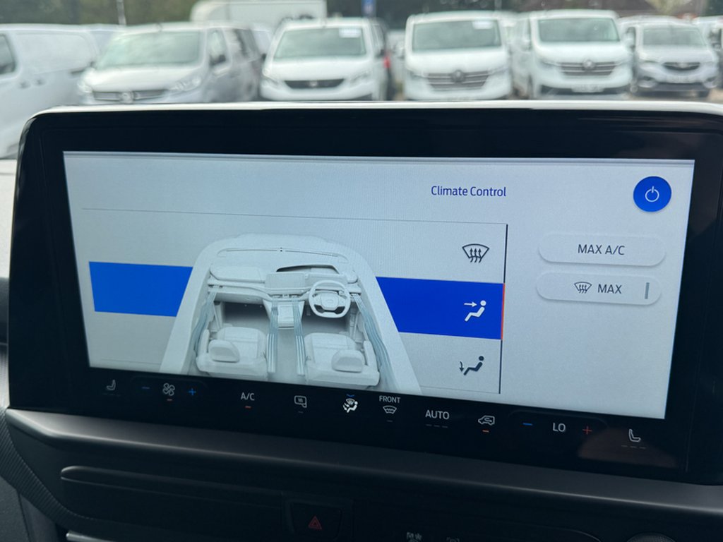 2024 Ford Transit CustomSWB L1H1 Low Roof Limited 300 Air Con Alloys Camera Sensors EURO 6 — thumbnail 38 of 51