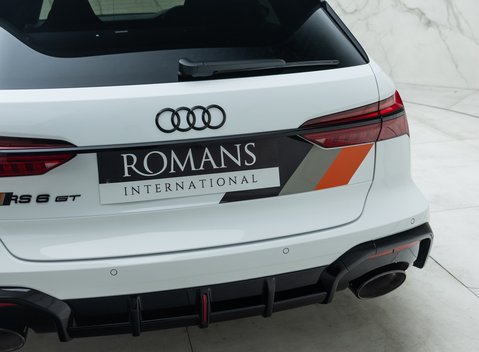 Audi RS6 GT 40